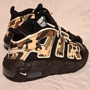 Nike Air More Uptempo QS GS 'Camo boys size 4y